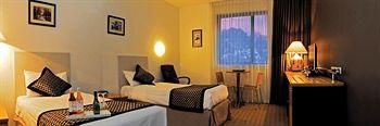 Golden Pebble Hotel Wantirna