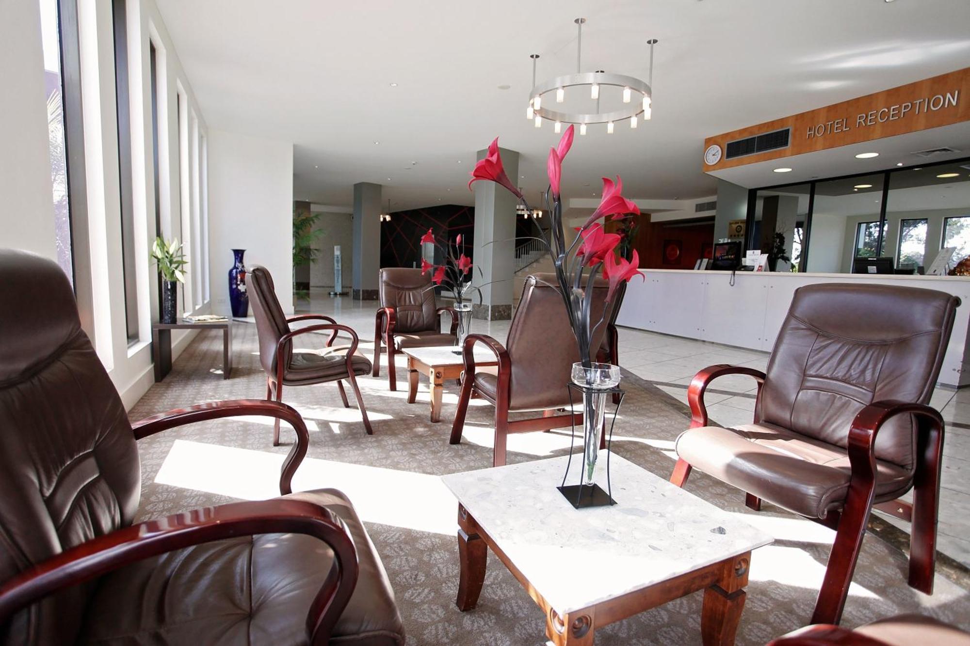 Golden Pebble Hotel Wantirna