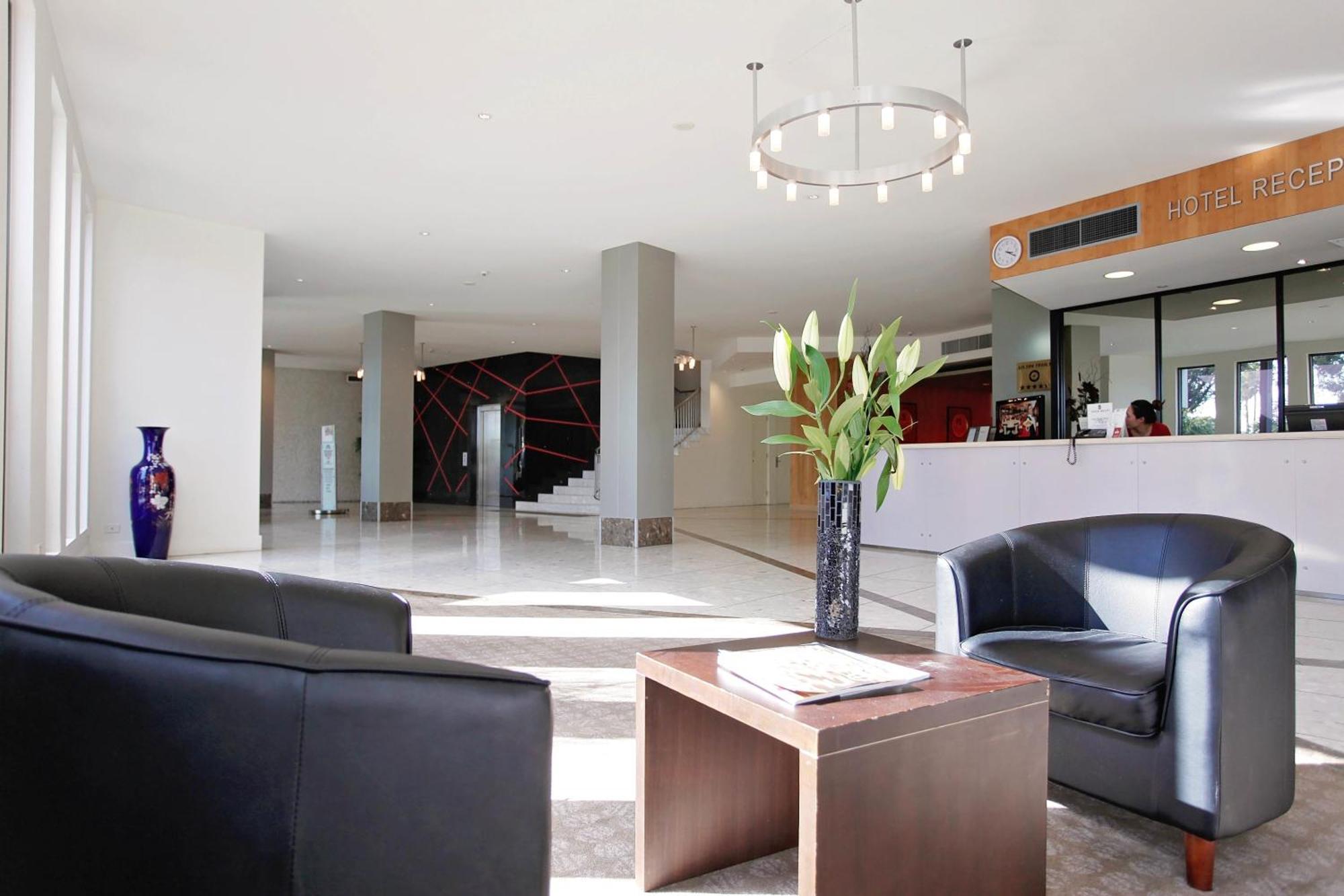 Golden Pebble Wantirna