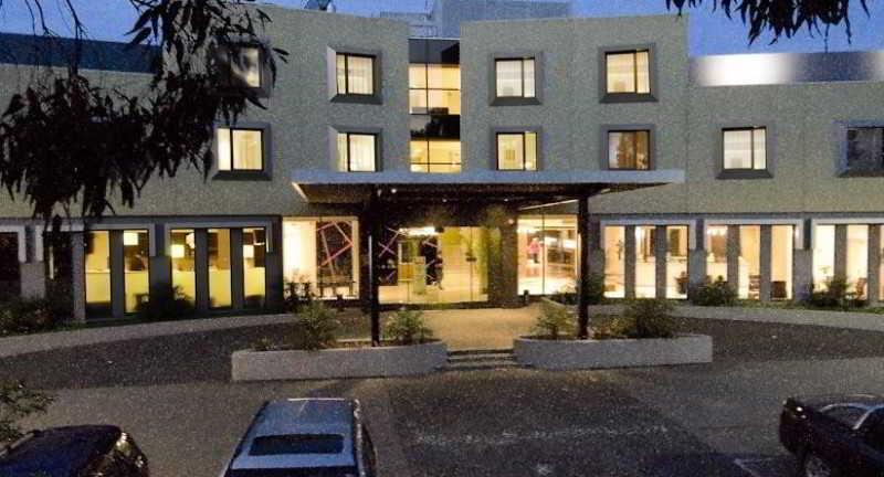 Hotel Golden Pebble